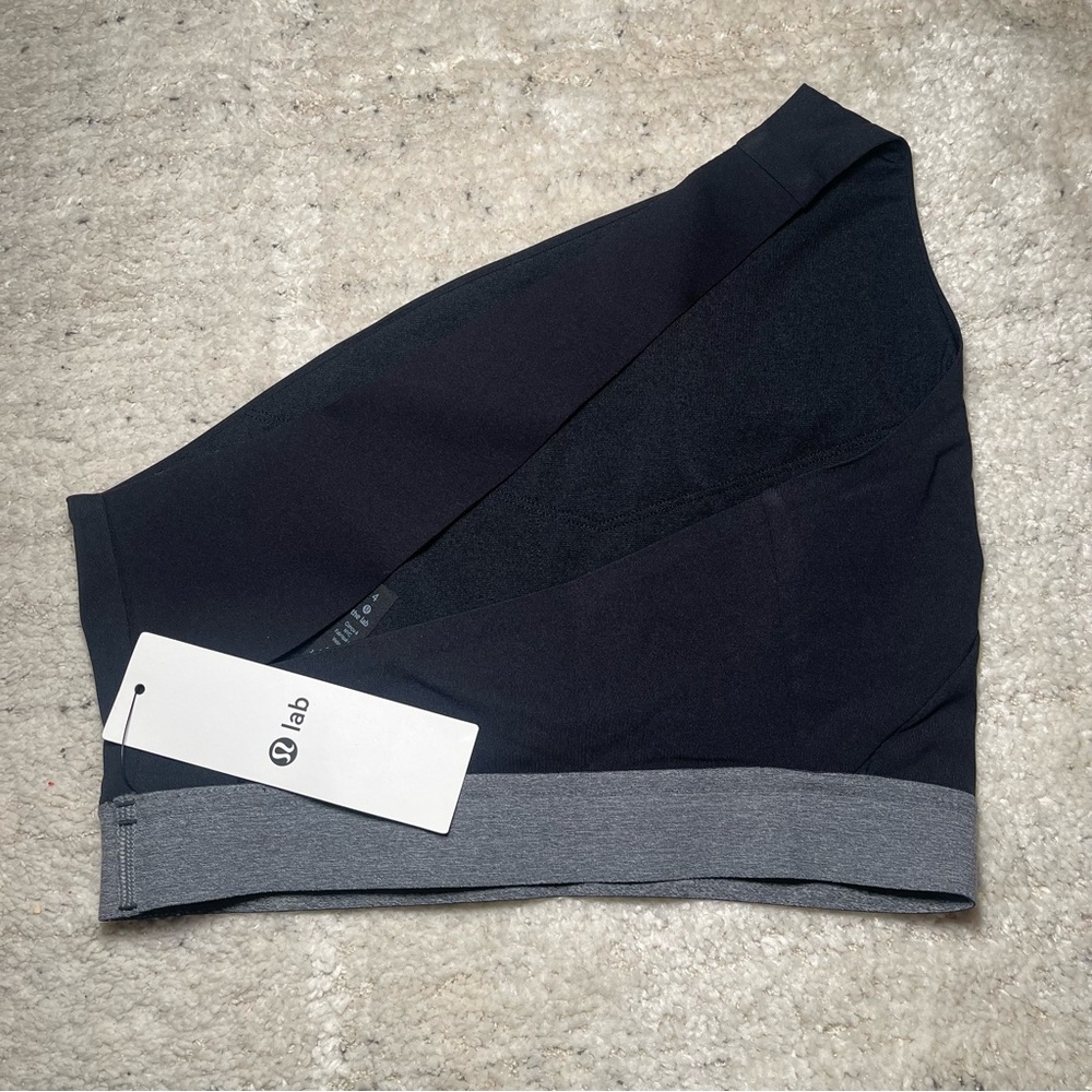 Lululemon Pyrox Sports Bra - Picture 4 of 6